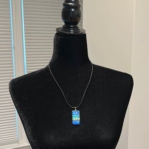 Beautiful boutique necklace adjustable length blue green teal opal-like